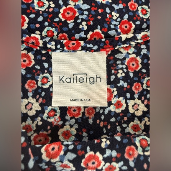 🌼 Kaileigh Armandale Floral Double Strap Blouse – Size XS 🌼 - Picture 3 of 7